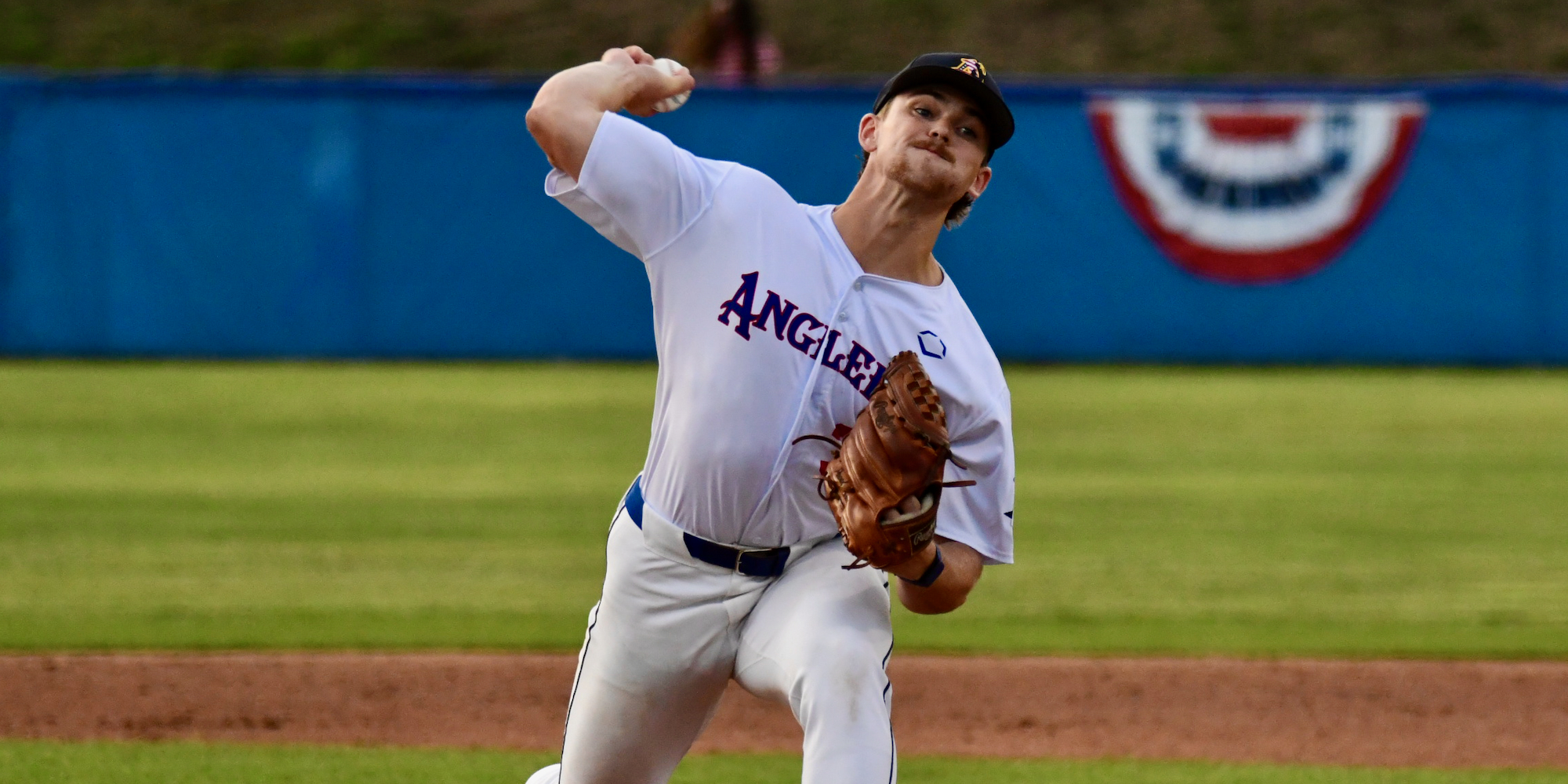 Cape Cod Notes: 10 rising arms from Fitt's trip north